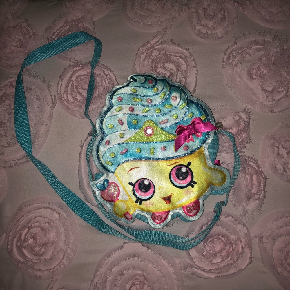 Limited Edition Cupcake Queen Shopkins Purse
